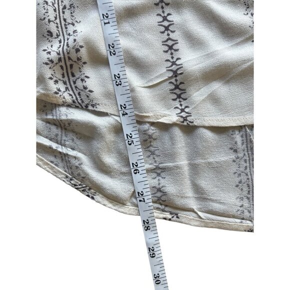 Altar'd State Women's Light Weight Long Sleeve Top - Picture 5 of 7